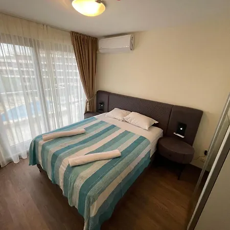 Lägenhet Stylish Only 200 M To The Beach In Peter House Free Parking Slăntjev Brjag