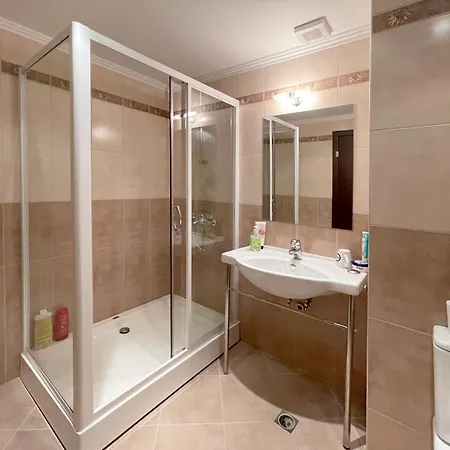 Stylish Only 200 M To The Beach In Peter House Free Parking アパート *
