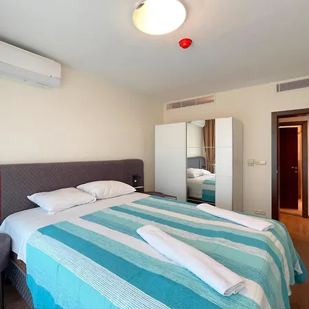 Stylish Only 200 M To The Beach In Peter House Free Parking * サニービーチ